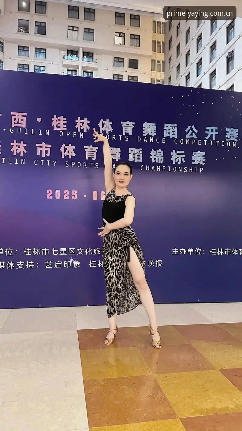 亚盈体育客户端 2025版官方下载2026最新版本 亚盈体育客户端2025版深度评测:从下载到使用,三个版本背后的选择逻辑